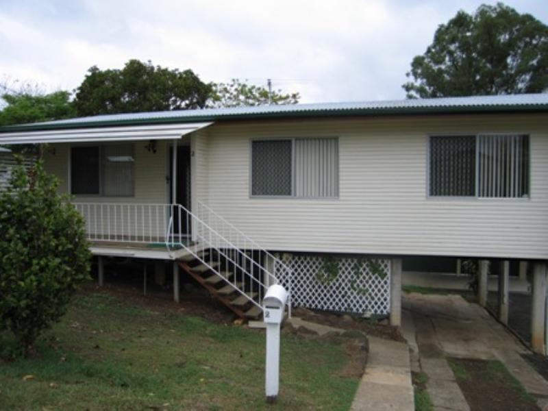 2 Lane Street, Beaudesert QLD 4285