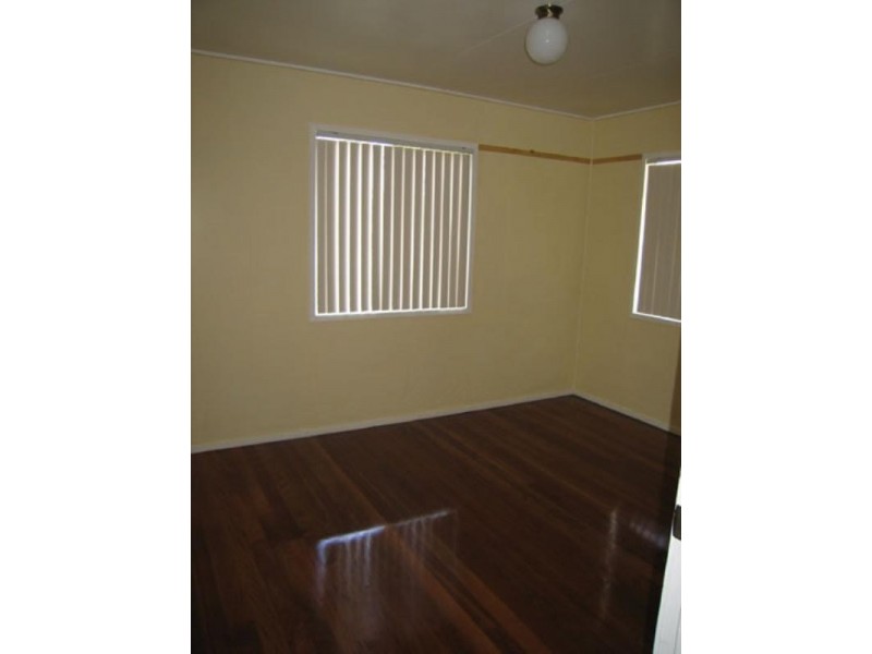 2 Lane Street, Beaudesert QLD 4285