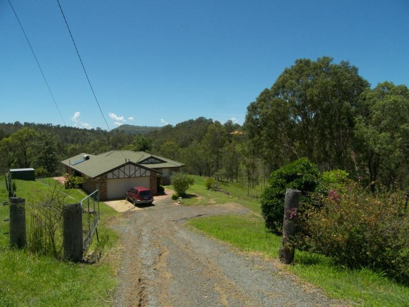 32 Barker Place, Kooralbyn QLD 4285