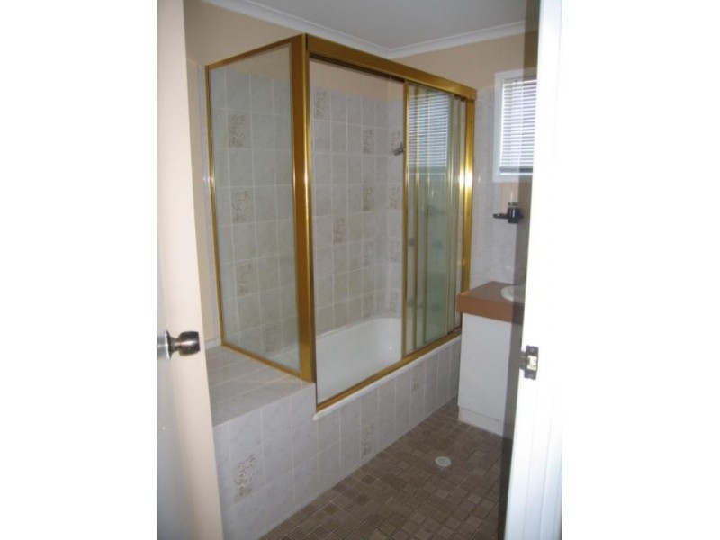 8 Cedar Drive, Beaudesert QLD 4285