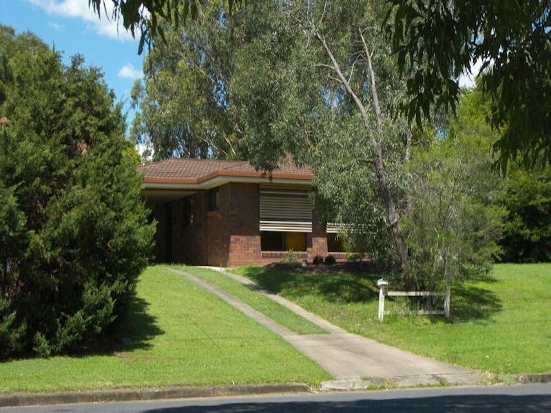 10 Brooklands Drive, Beaudesert QLD 4285