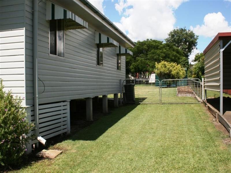 8 Cavell Avenue, Beaudesert QLD 4285