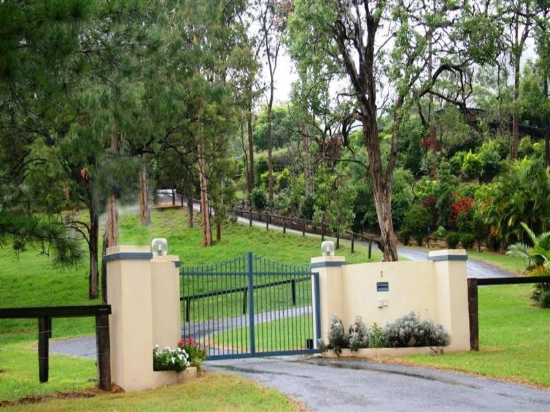 101 Vonda Youngman Drive, Tamborine QLD 4270