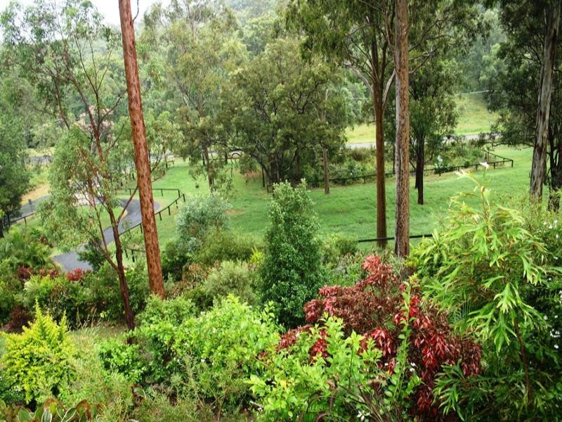 101 Vonda Youngman Drive, Tamborine QLD 4270