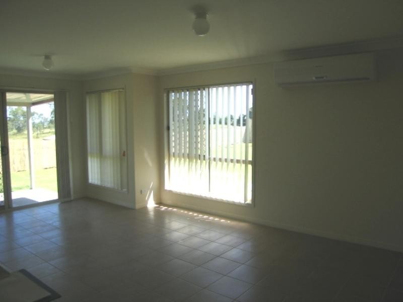 15 Hillside Crescent, Beaudesert QLD 4285