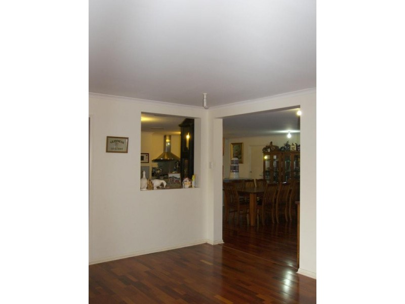 23 Silverleigh Court, Woodhill, Beaudesert QLD 4285