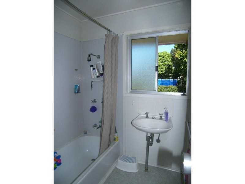 4 Dunsinane Street, Beaudesert QLD 4285