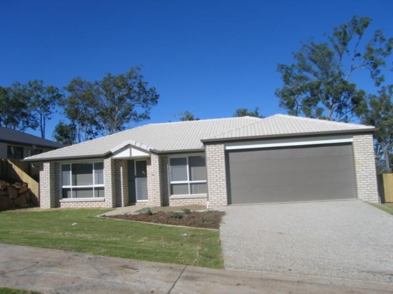 32 Hillside Crescent, Beaudesert QLD 4285