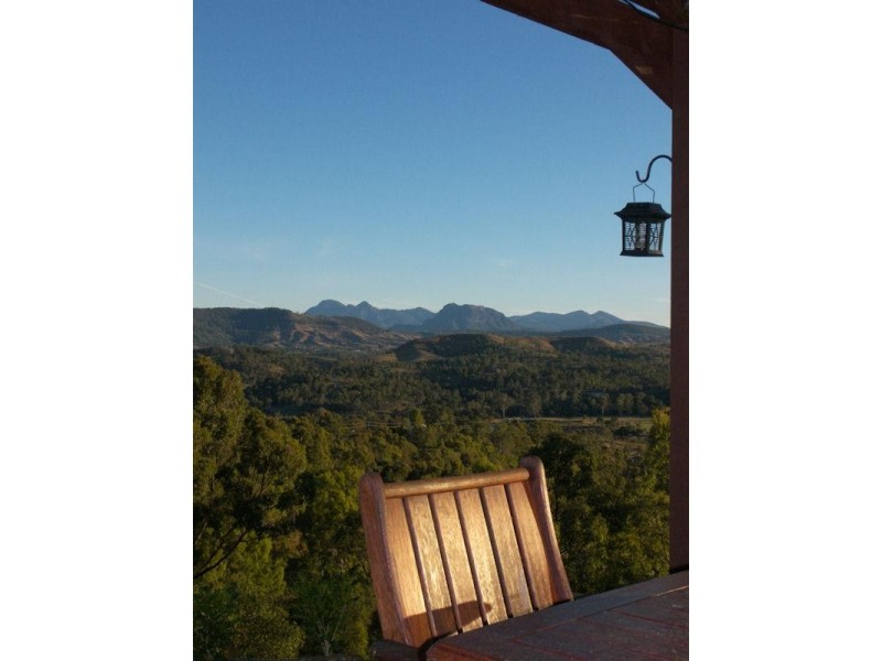 156 Boomerang Drive, Kooralbyn QLD 4285