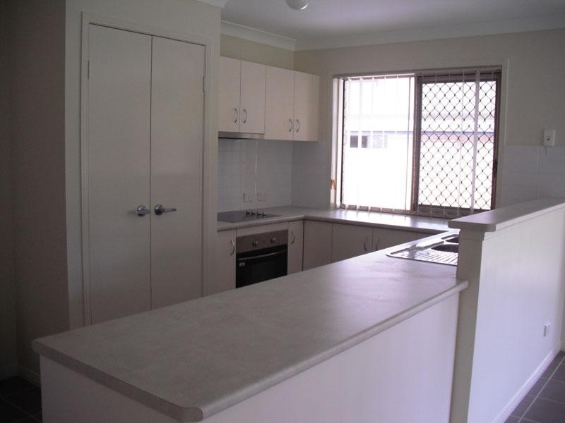 8 Hillside Crescent, Beaudesert QLD 4285