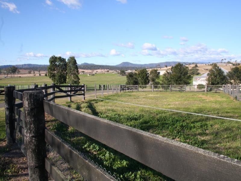 40 Oakey Creek Road, Beaudesert QLD 4285