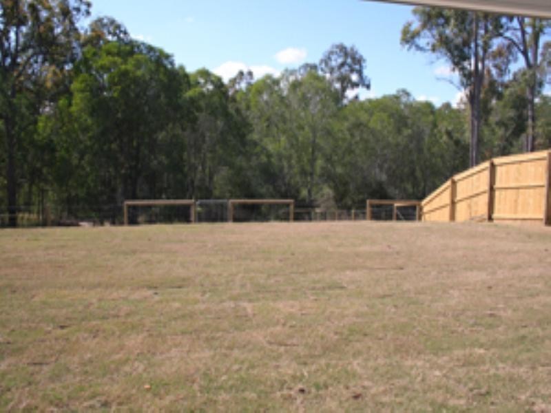 10 Hillside Crescent, Beaudesert QLD 4285