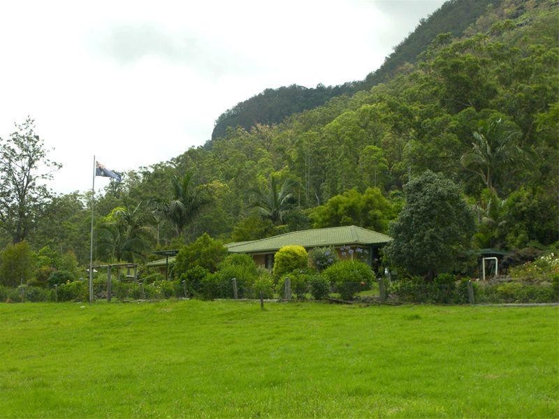 3196 Christmas Ck Rd Lamington, Beaudesert QLD 4285