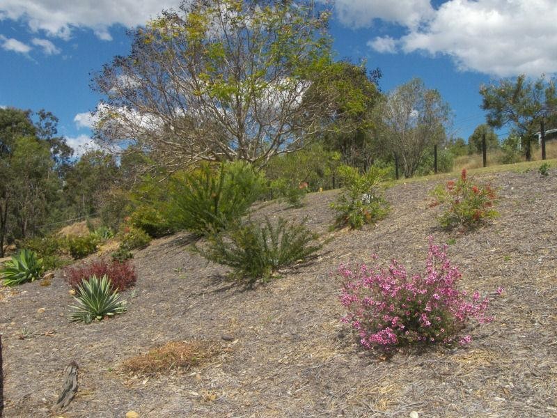 213-223 Walker Drive, Kooralbyn QLD 4285