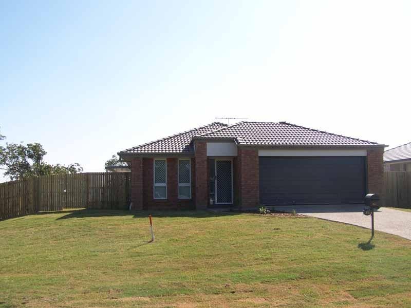 11 Hillside Crescent, Beaudesert QLD 4285