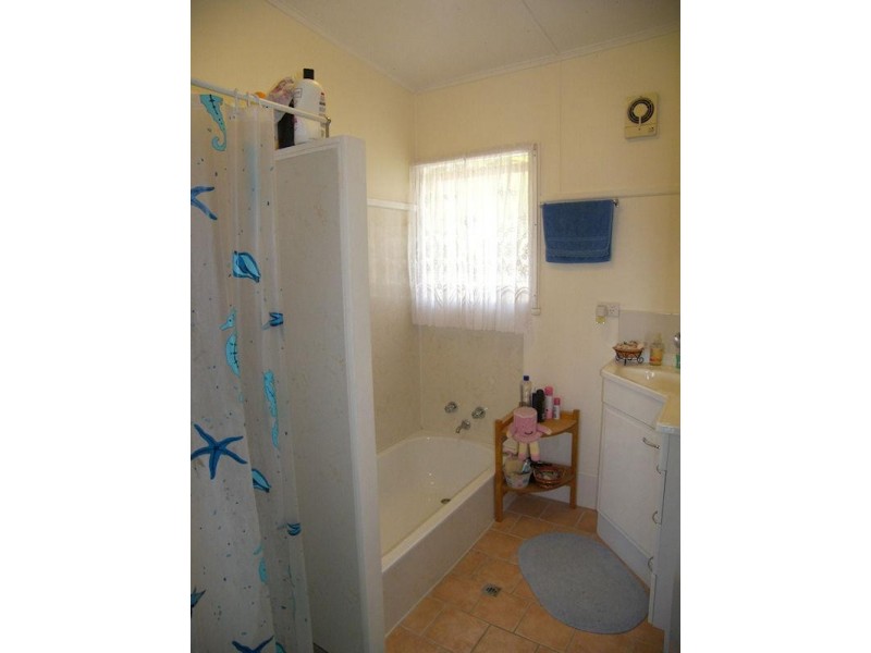 18 Kamarooka Street, Beaudesert QLD 4285