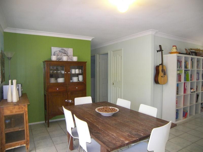 42 Flametree Court, Cedar Grove QLD 4285