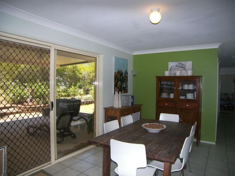42 Flametree Court, Cedar Grove QLD 4285