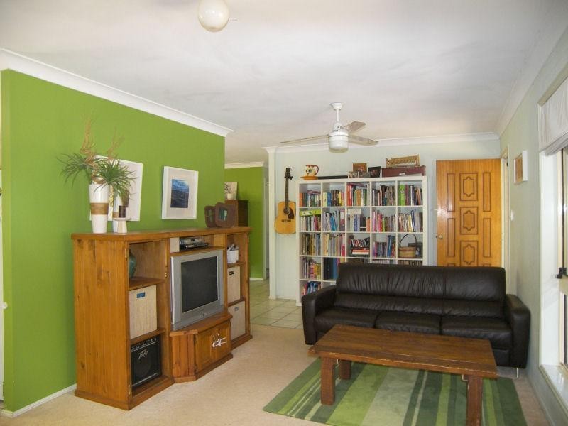 42 Flametree Court, Cedar Grove QLD 4285