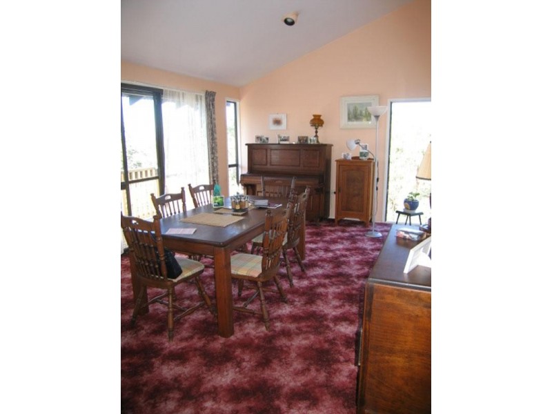 7-11 Edward Place, Kooralbyn QLD 4285