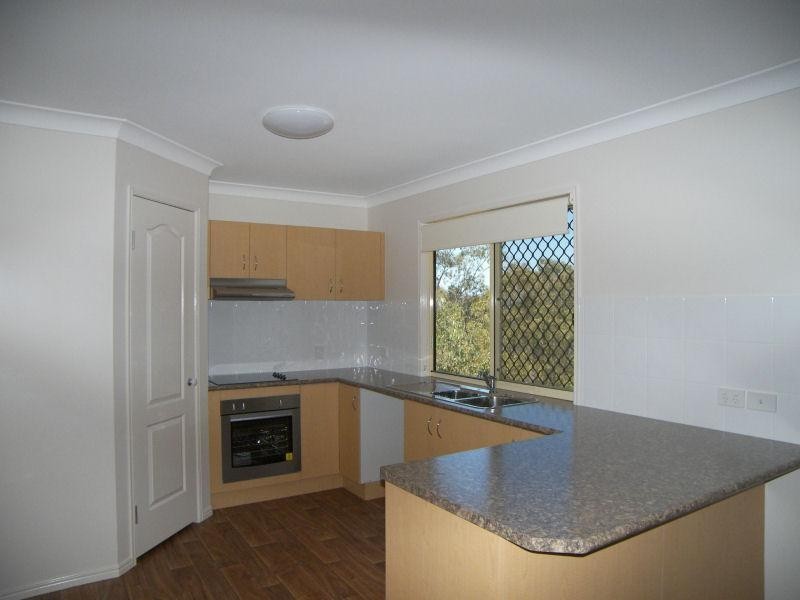133-135 Scarvell Place, Kooralbyn QLD 4285