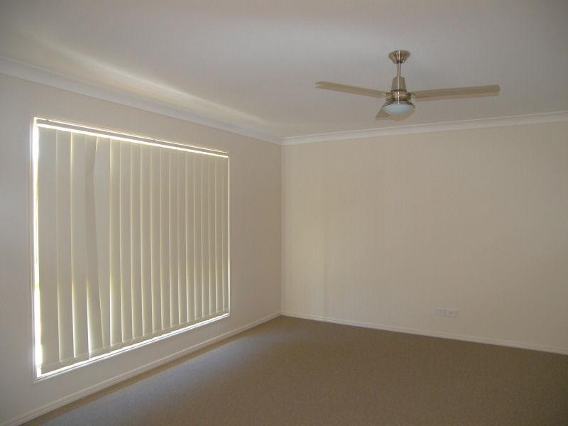 133-135 Scarvell Place, Kooralbyn QLD 4285