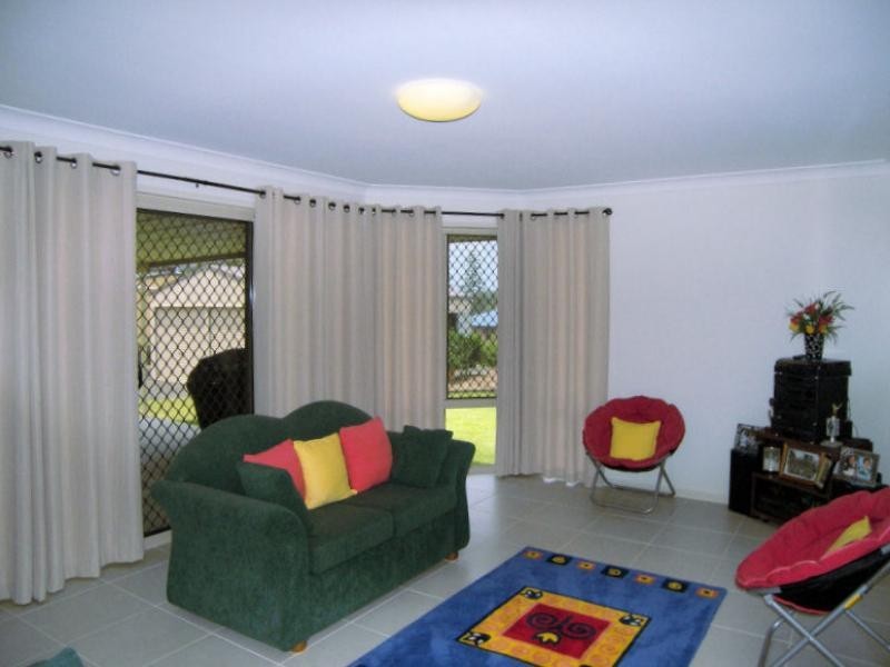 25-27 Broadhurst Court, Gleneagle QLD 4285