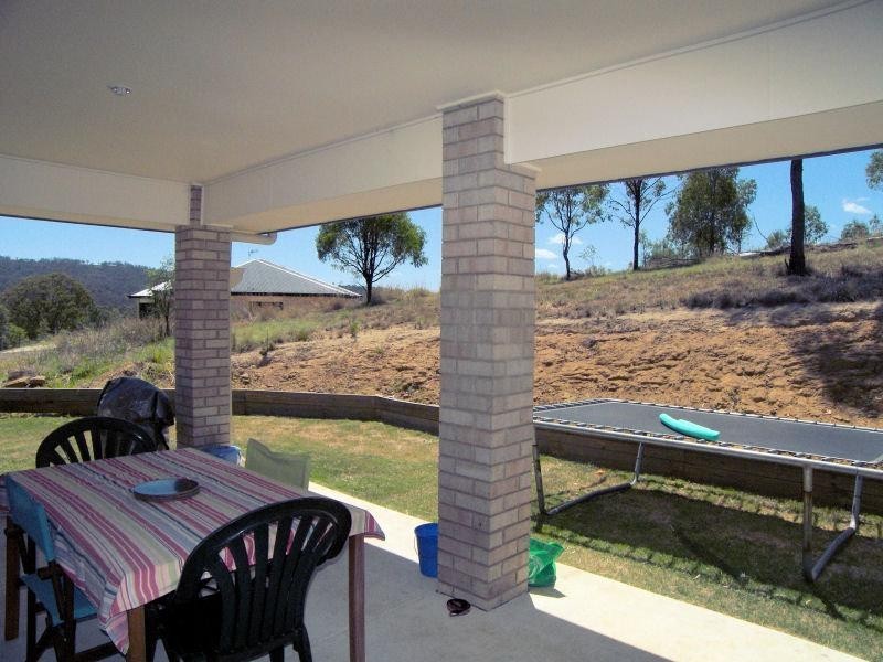 34 Hinchcliffe Drive, Kooralbyn QLD 4285