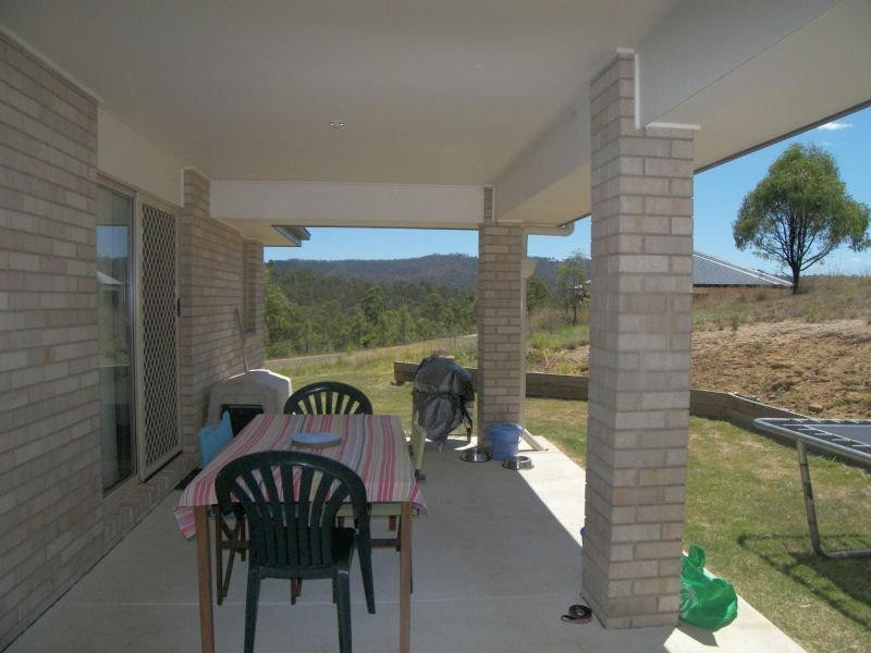 34 Hinchcliffe Drive, Kooralbyn QLD 4285