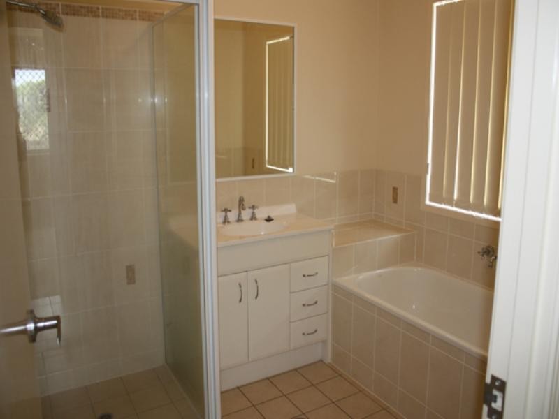 2 Tequesta Drive, Beaudesert QLD 4285