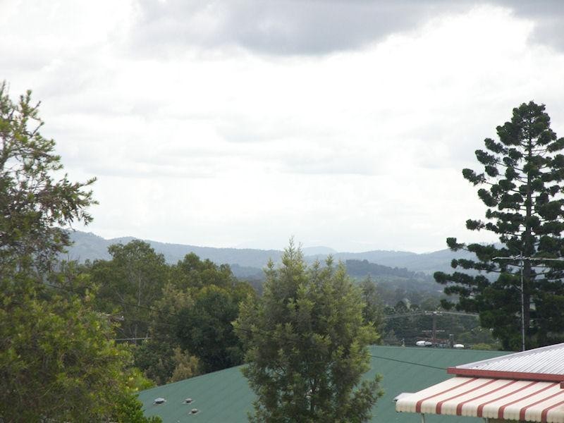 5 Kamarooka Street, Beaudesert QLD 4285