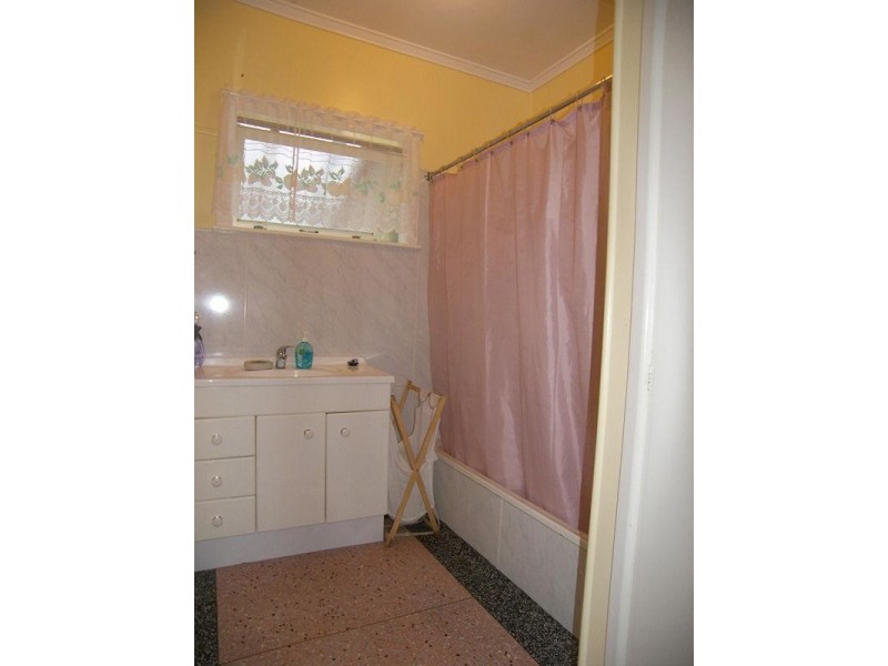 5 Kamarooka Street, Beaudesert QLD 4285