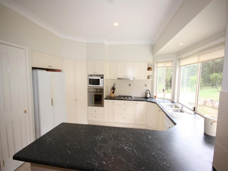 24 Rangeview Court, Boyland QLD 4275