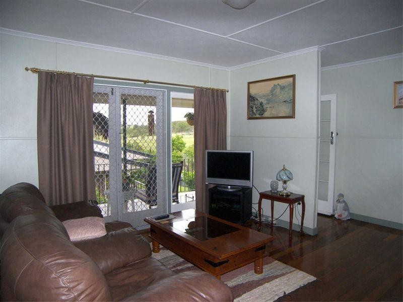 24 Kamarooka Street, Beaudesert QLD 4285