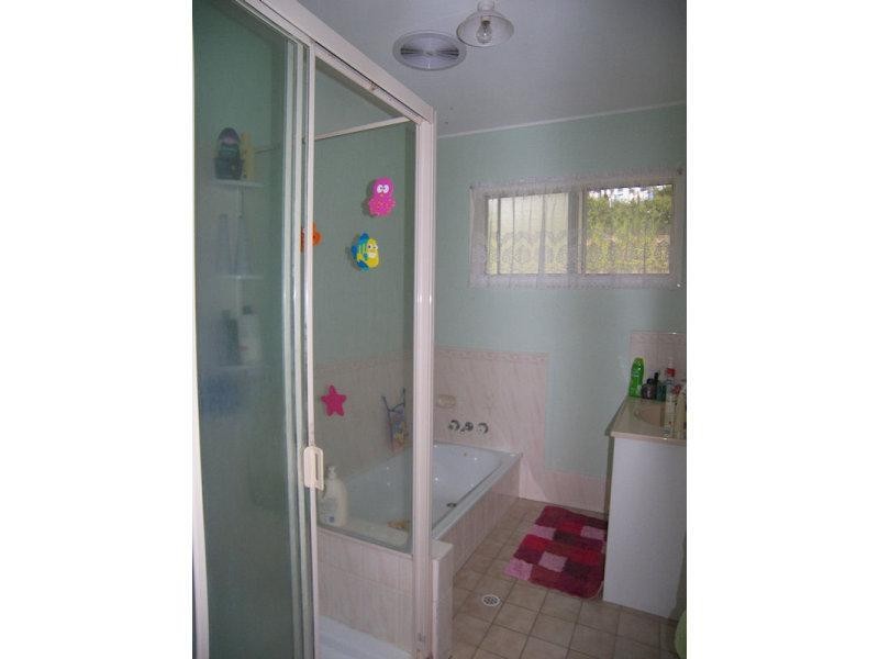 33 Stirling Street, Beaudesert QLD 4285