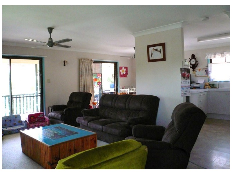 2 Stirling Street, Beaudesert QLD 4285