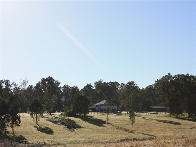 796 Mundoolun Connection Road, Canungra QLD 4275