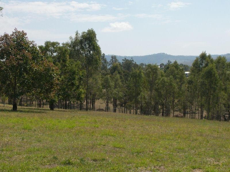 96-98 Scarvell Place, Kooralbyn QLD 4285