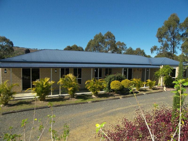 116-118 Kooralbyn Drive, Kooralbyn QLD 4285