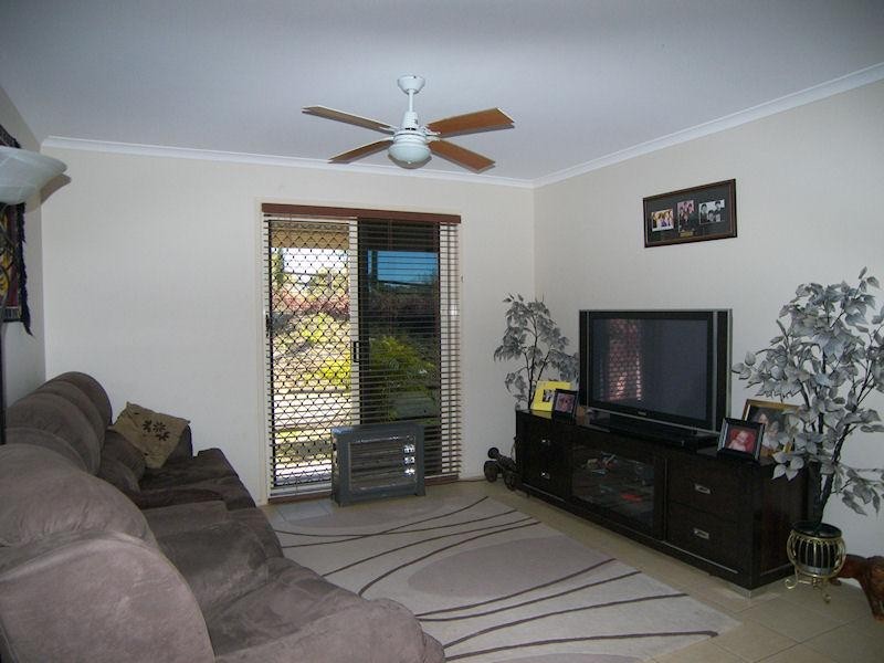 116-118 Kooralbyn Drive, Kooralbyn QLD 4285