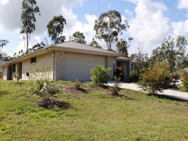 23 – 25 Carrigan Way, Gleneagle QLD 4285