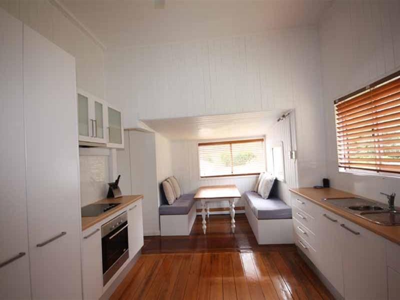 796 Mundoolun Connection Road, Tamborine QLD 4270