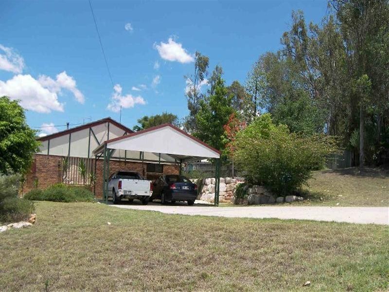 4 Lakeside Court, Beaudesert QLD 4285