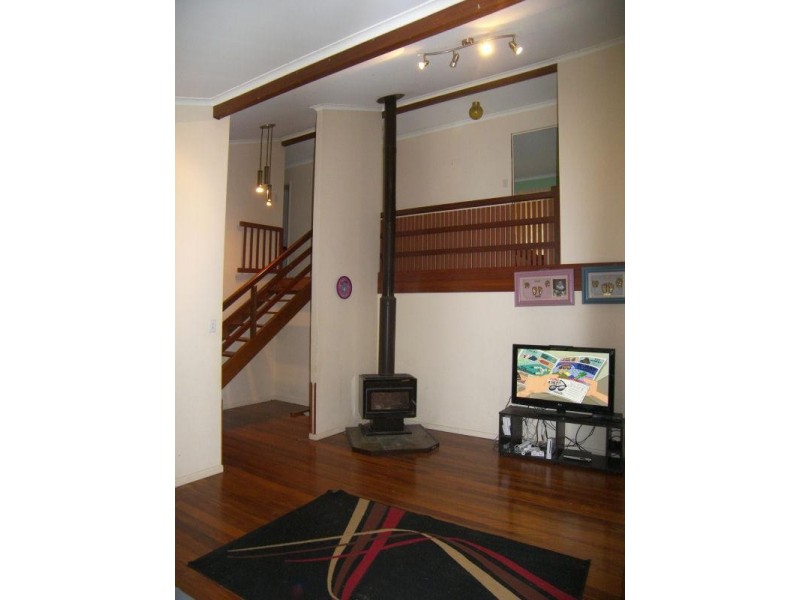 18 Laura Court, Beaudesert QLD 4285