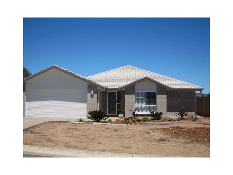 43 Serena Drive, Beaudesert QLD 4285