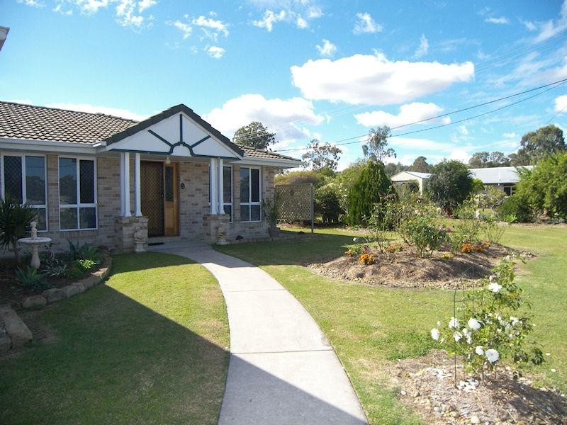 1 Aspen Way, Gleneagle QLD 4285