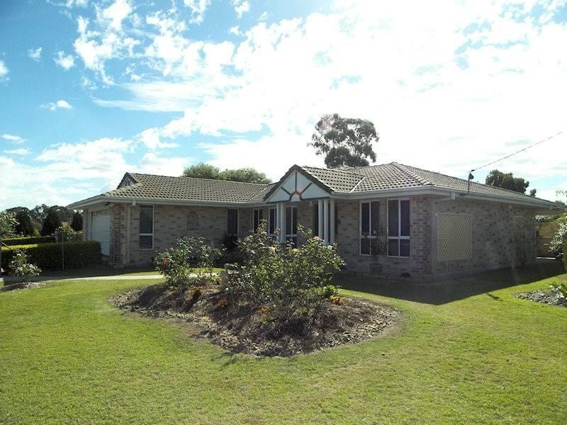 1 Aspen Way, Gleneagle QLD 4285