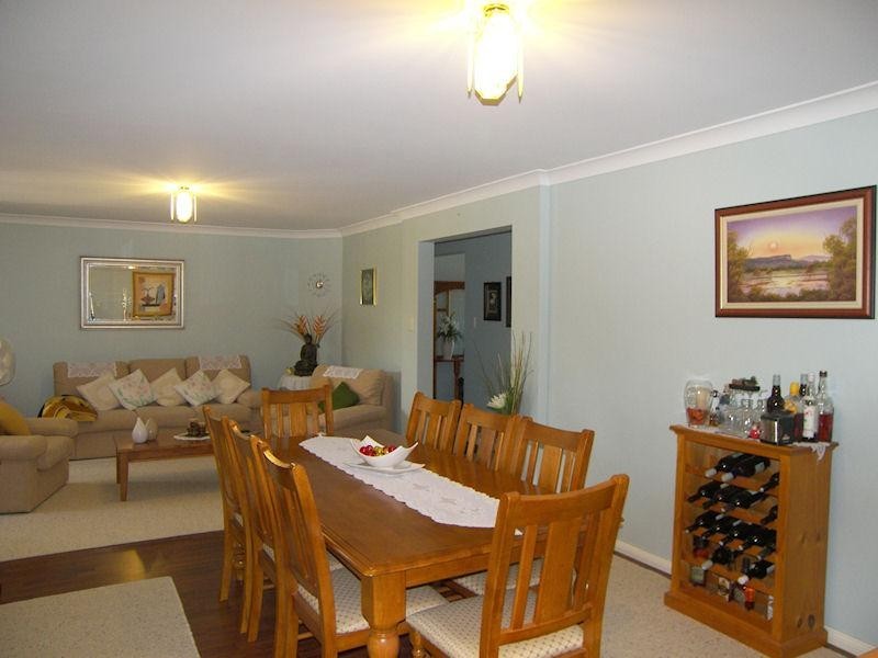 1 Aspen Way, Gleneagle QLD 4285