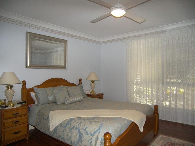 1 Aspen Way, Gleneagle QLD 4285