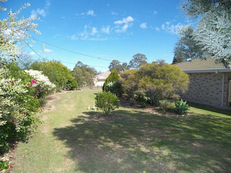 1 Aspen Way, Gleneagle QLD 4285